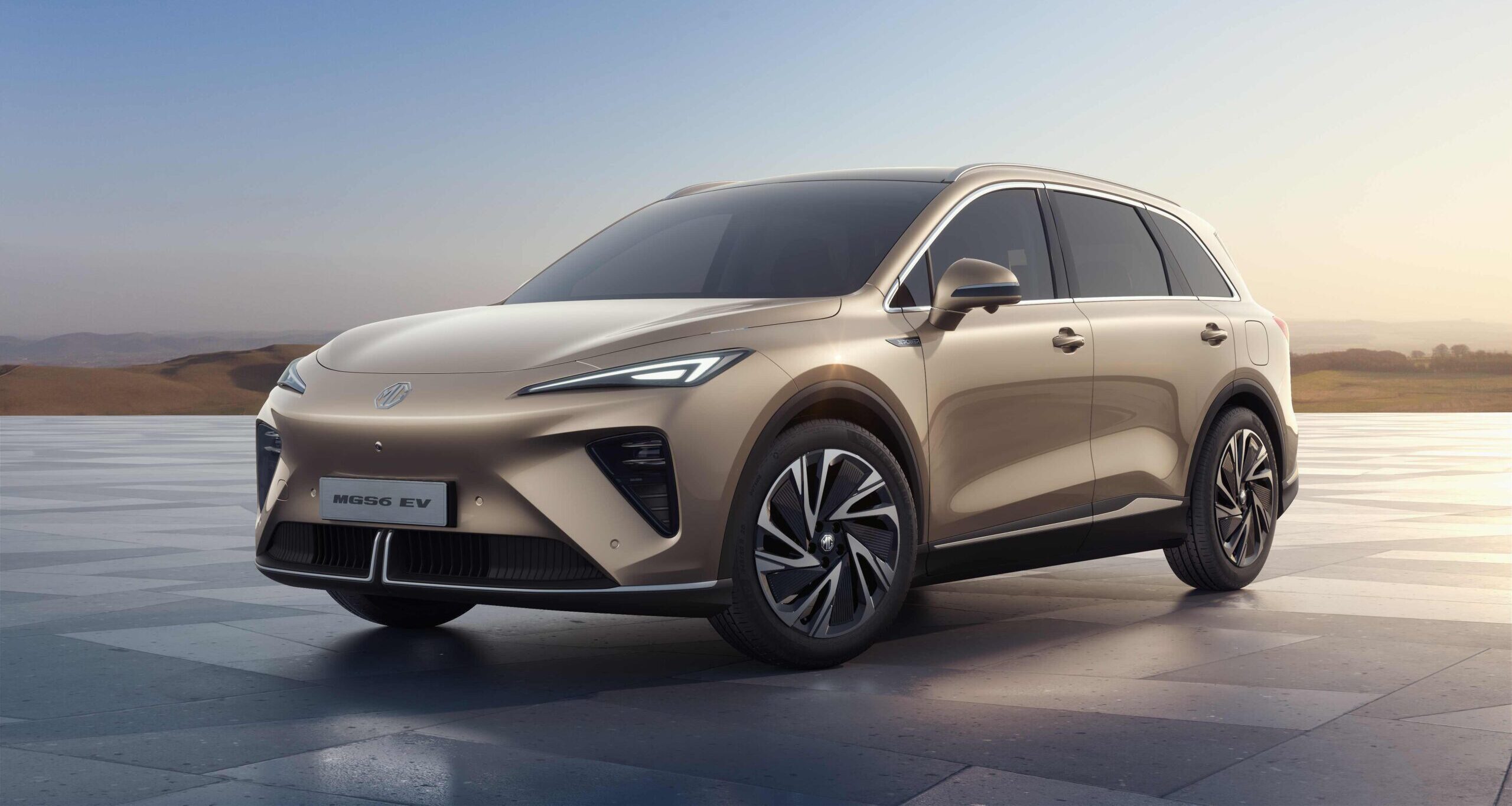 NOWY SUV MG model MGS6 EV